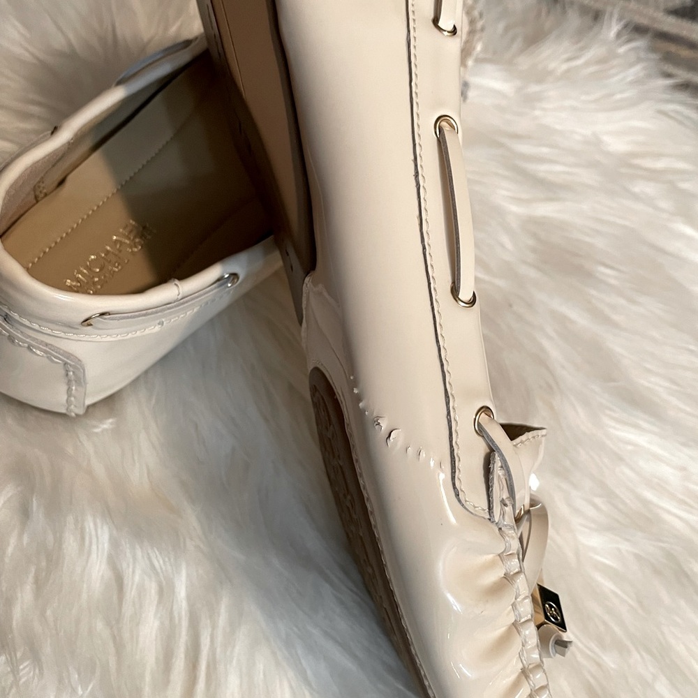 Michael Kors woman loft size 7M cream color - Picture 4 of 6